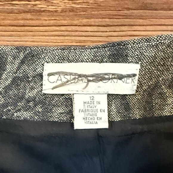 Casual Corner Women’s Gray Floral Pencil Skirt Zip Back Fully Lined Size 12 - Picture 2 of 4